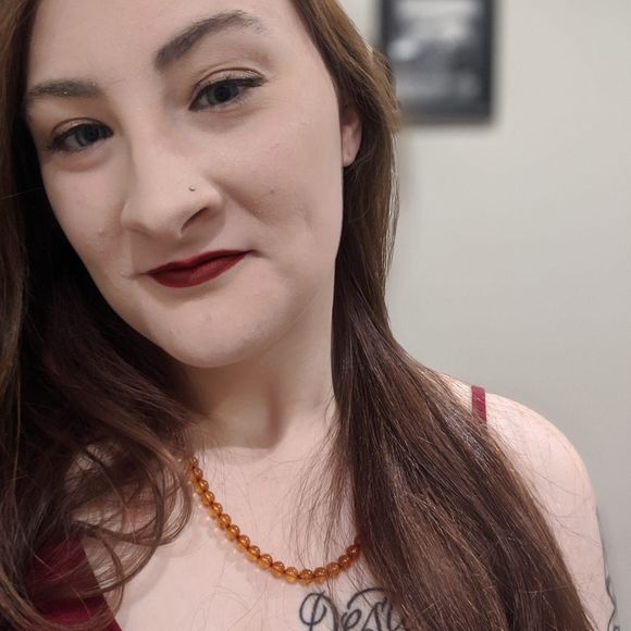 Meet your Posher, Haley - Picture 1 of 1